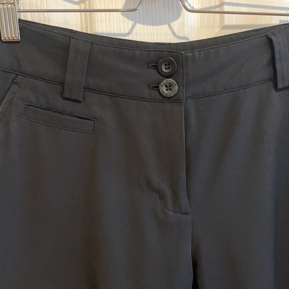 Black golf shorts. Super comfy. Light breathable material. Mint condition - Picture 2 of 5